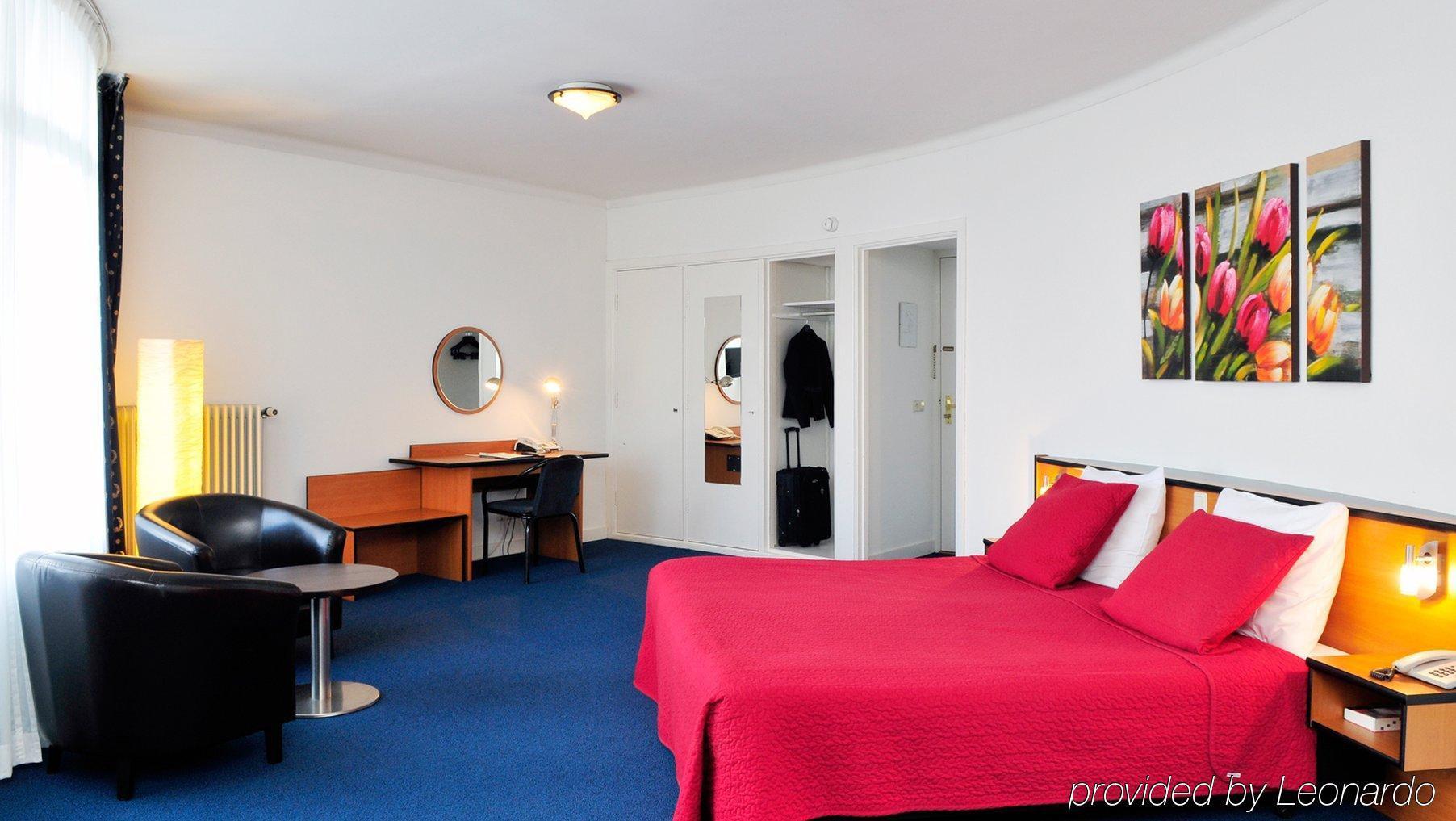 Gooiland Hotel Hilversum Bagian luar foto
